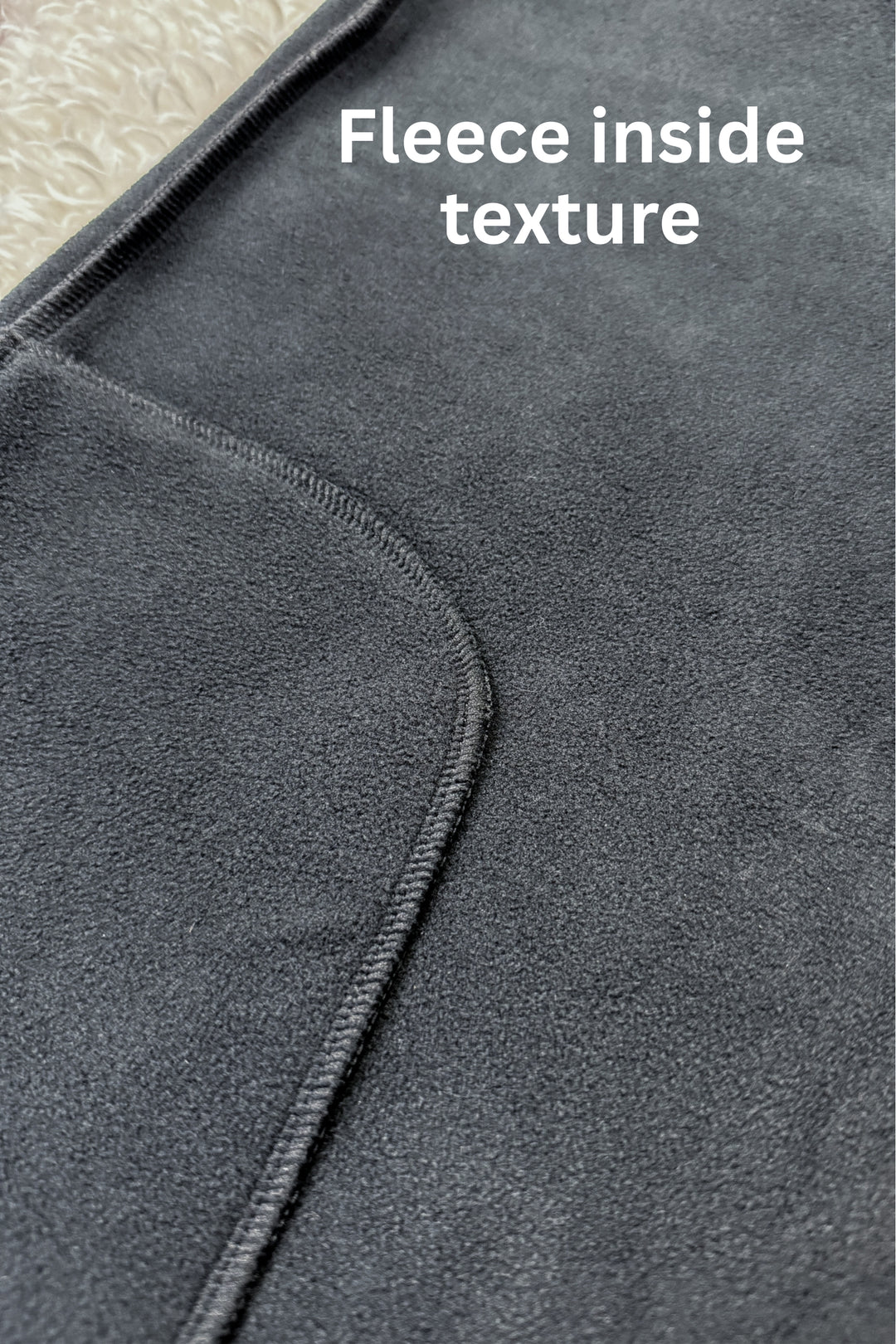 Black - Fleece - Leg Pockets - Full Leggings