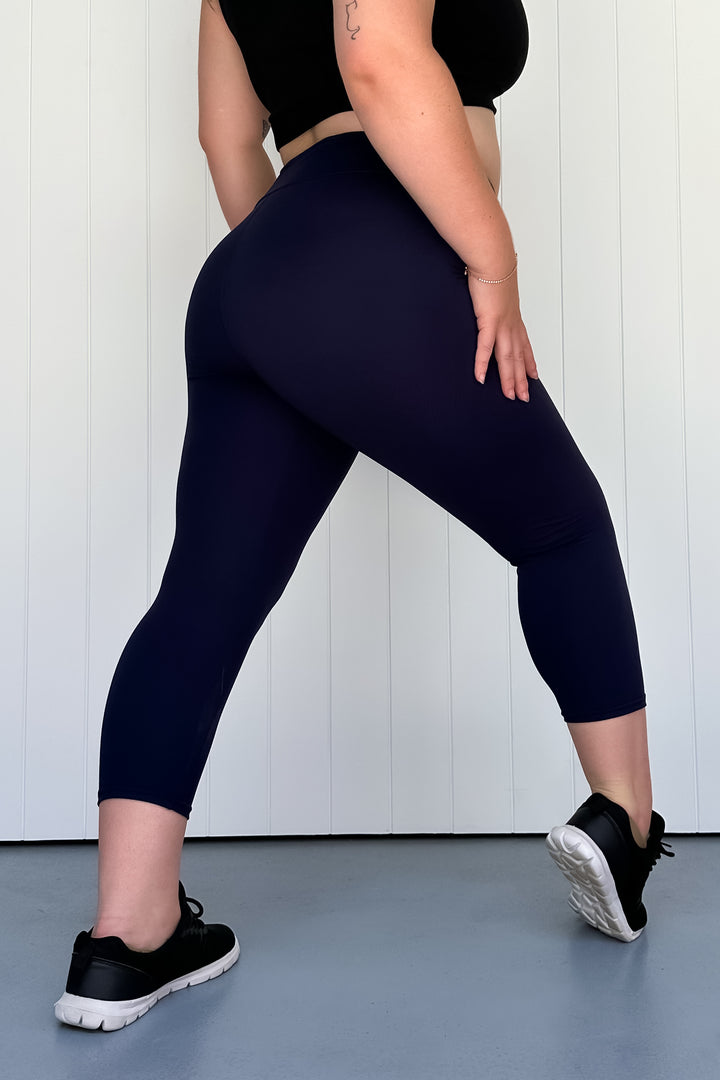 Navy - Casual - Capri Leggings
