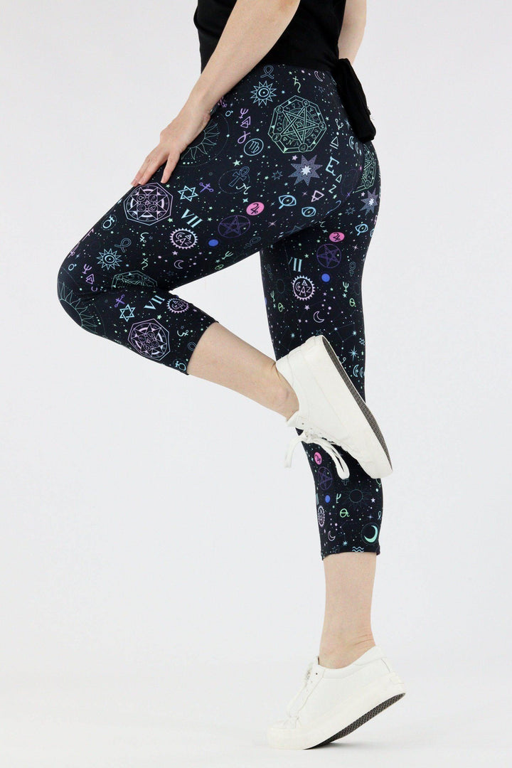 Witch Spells - Casual Capri Leggings Casual Capri Leggings Pawlie