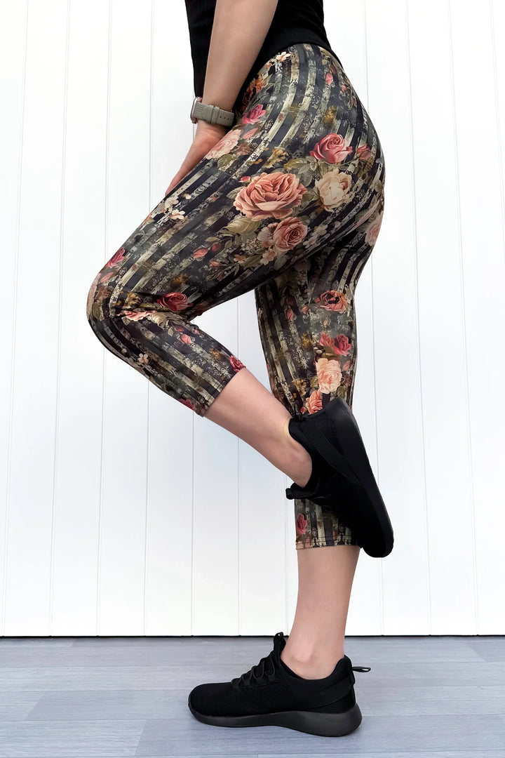 Heritage Rose - Casual - Capri Leggings