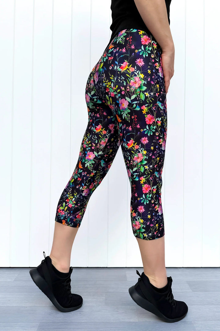 Birds and Blooms - Casual - Capri Leggings