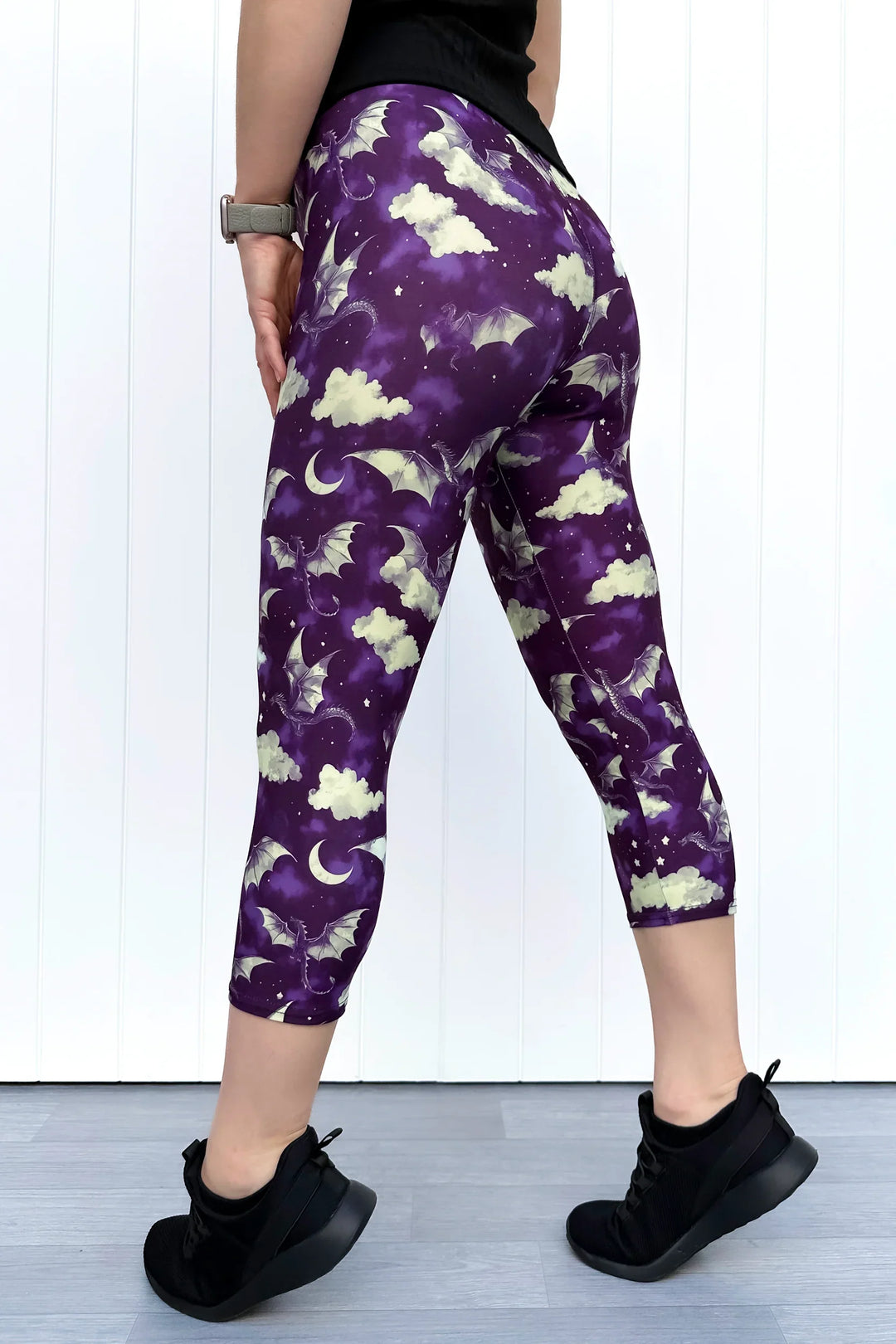Dragon Wing - Casual - Capri Leggings