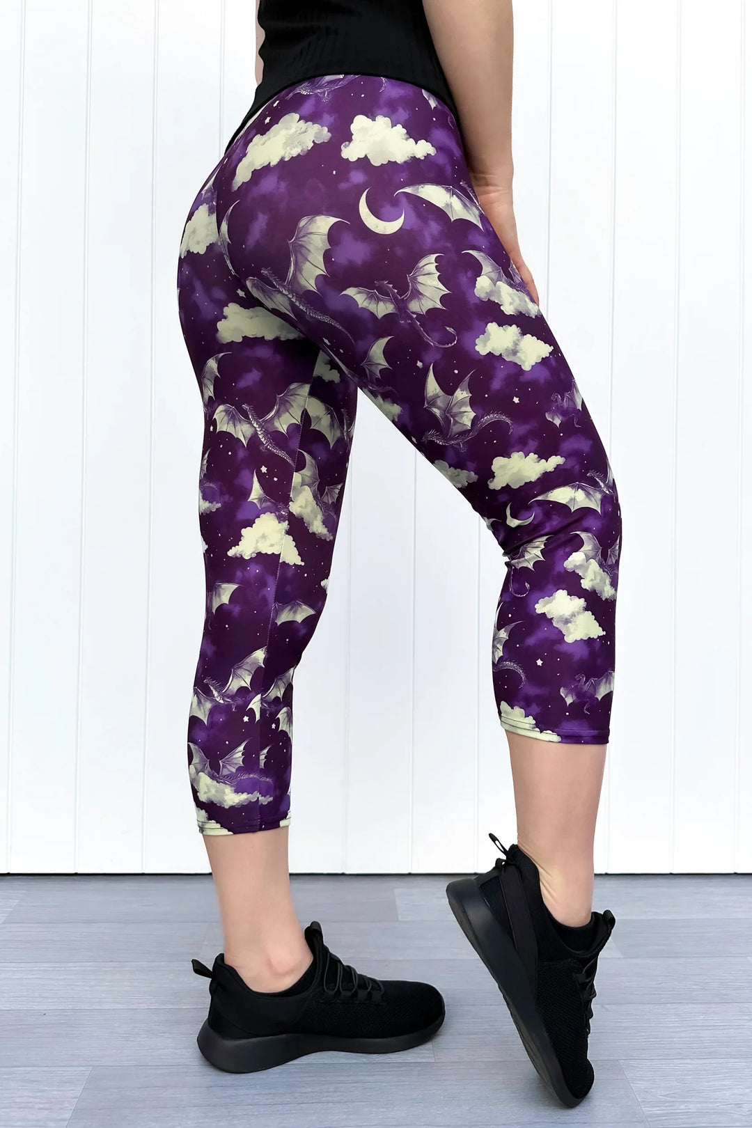 Dragon Wing - Casual - Capri Leggings