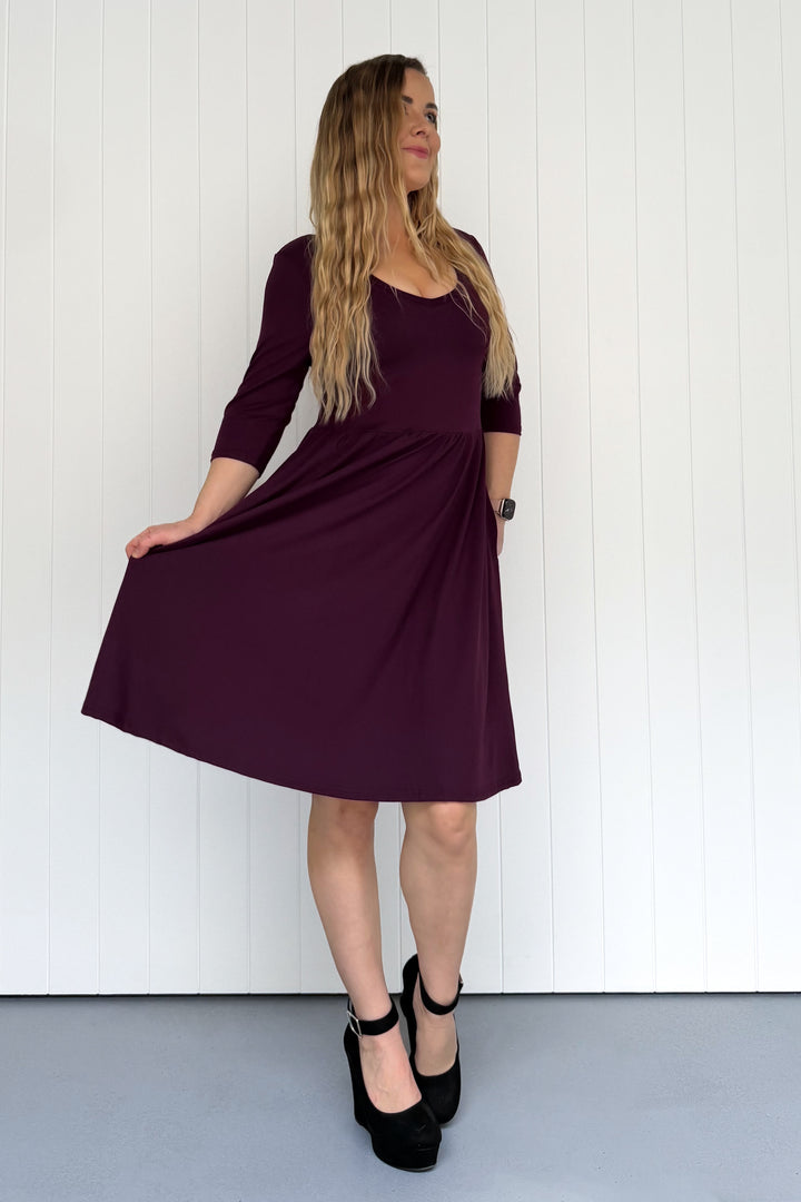 Plum - 3/4 Sleeve - Knee Length Dress - Pockets