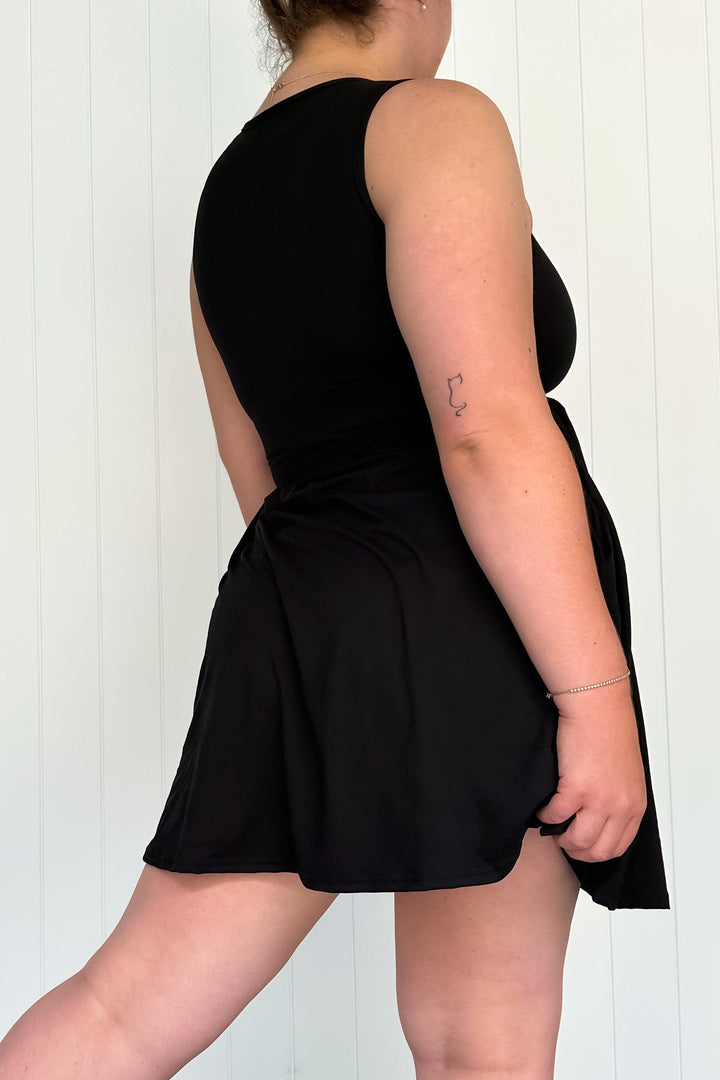 Black - Sleeveless Mini Dress - Pockets