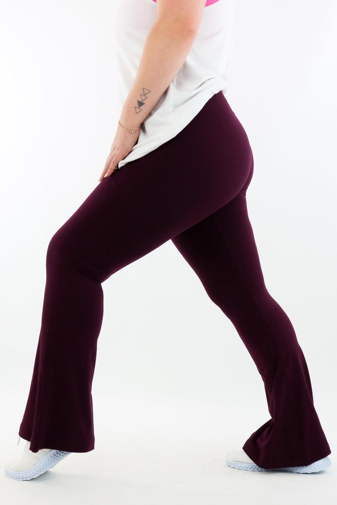 Plum - Regular Flarey Leggings - Leg Pockets