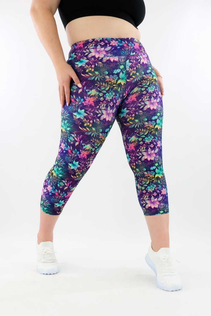 Little Flowers - Casual - Capri Leggings