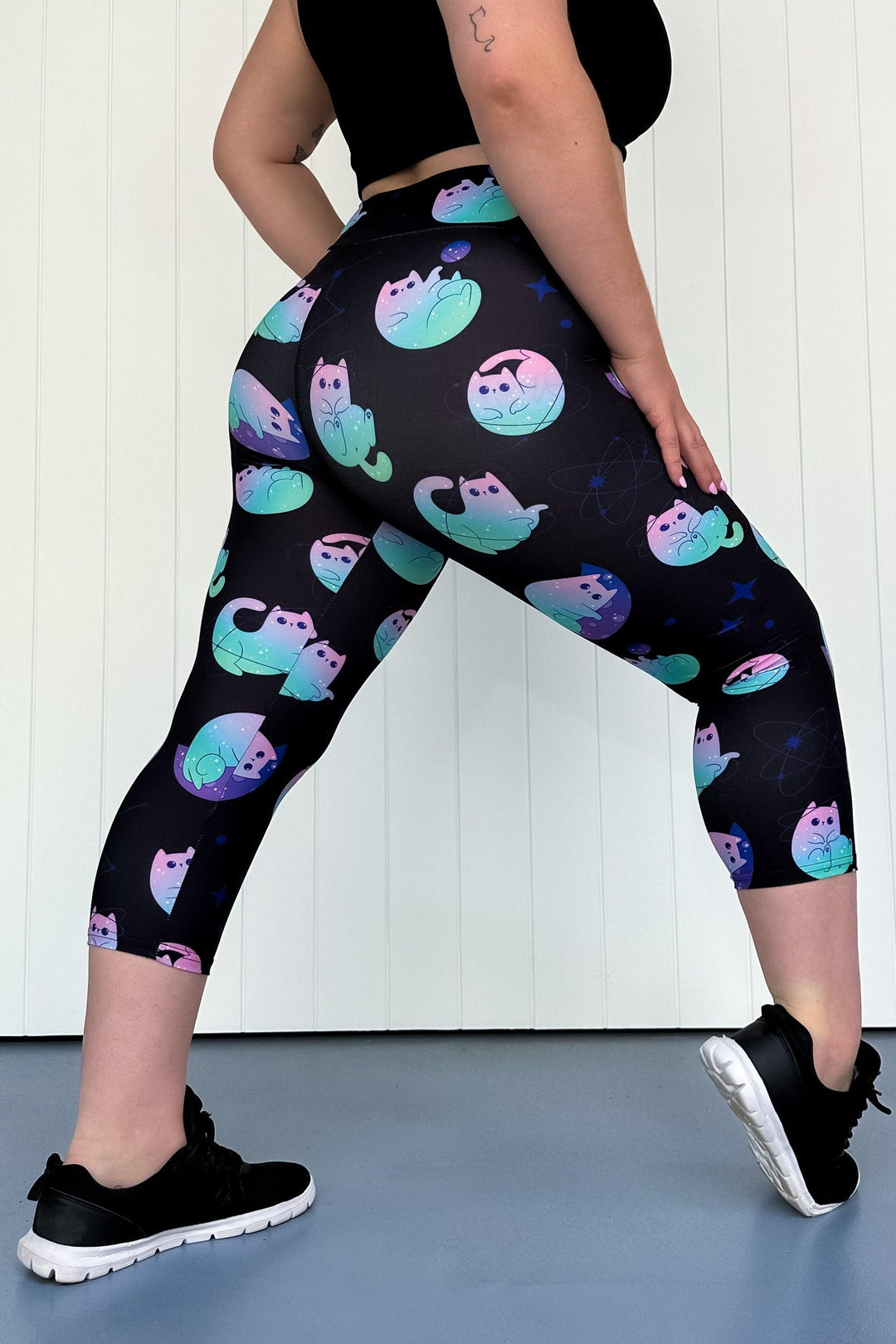 Celestial Cat - Casual - Capri Leggings