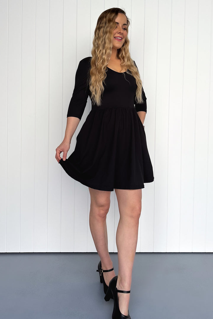 Black - 3/4 Sleeve - Mini Dress - Pockets