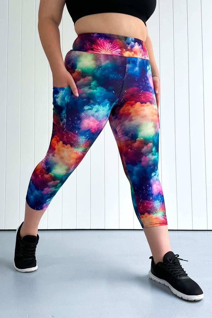 Colourful Fireworks - Casual - Capri Leggings - Pockets