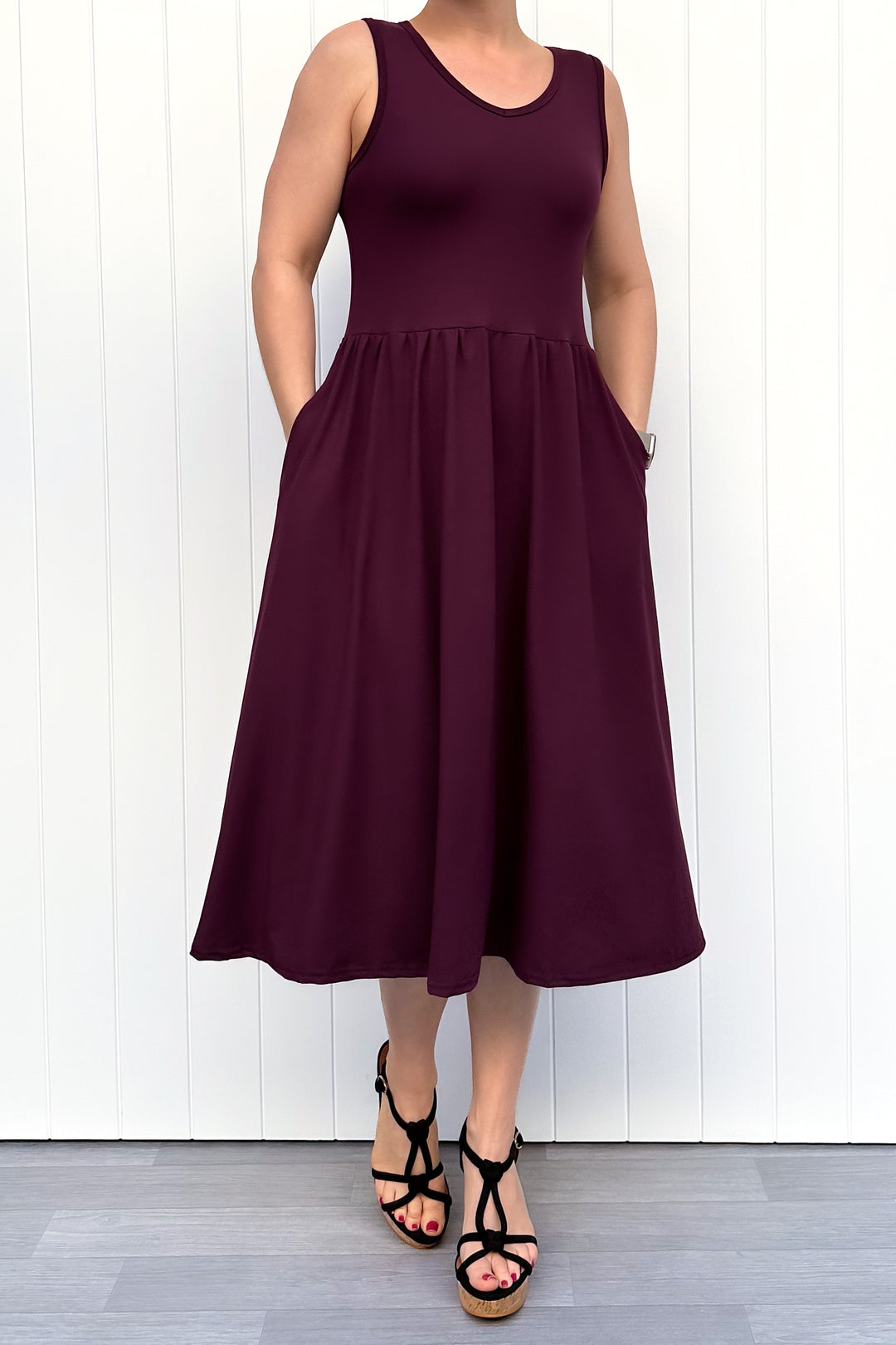 Plum - Sleeveless Midi Dress - Pockets