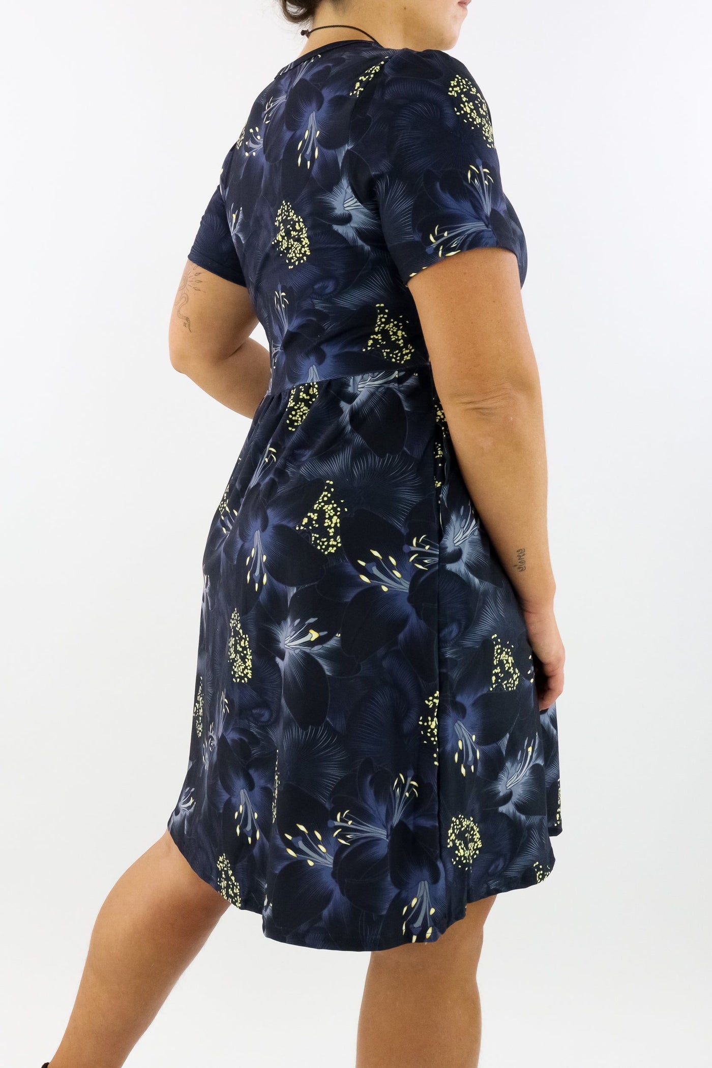 Dark Flowers - Short Sleeve Skater Dress - Knee Length - Side Pockets Knee Length Skater Dress Pawlie   