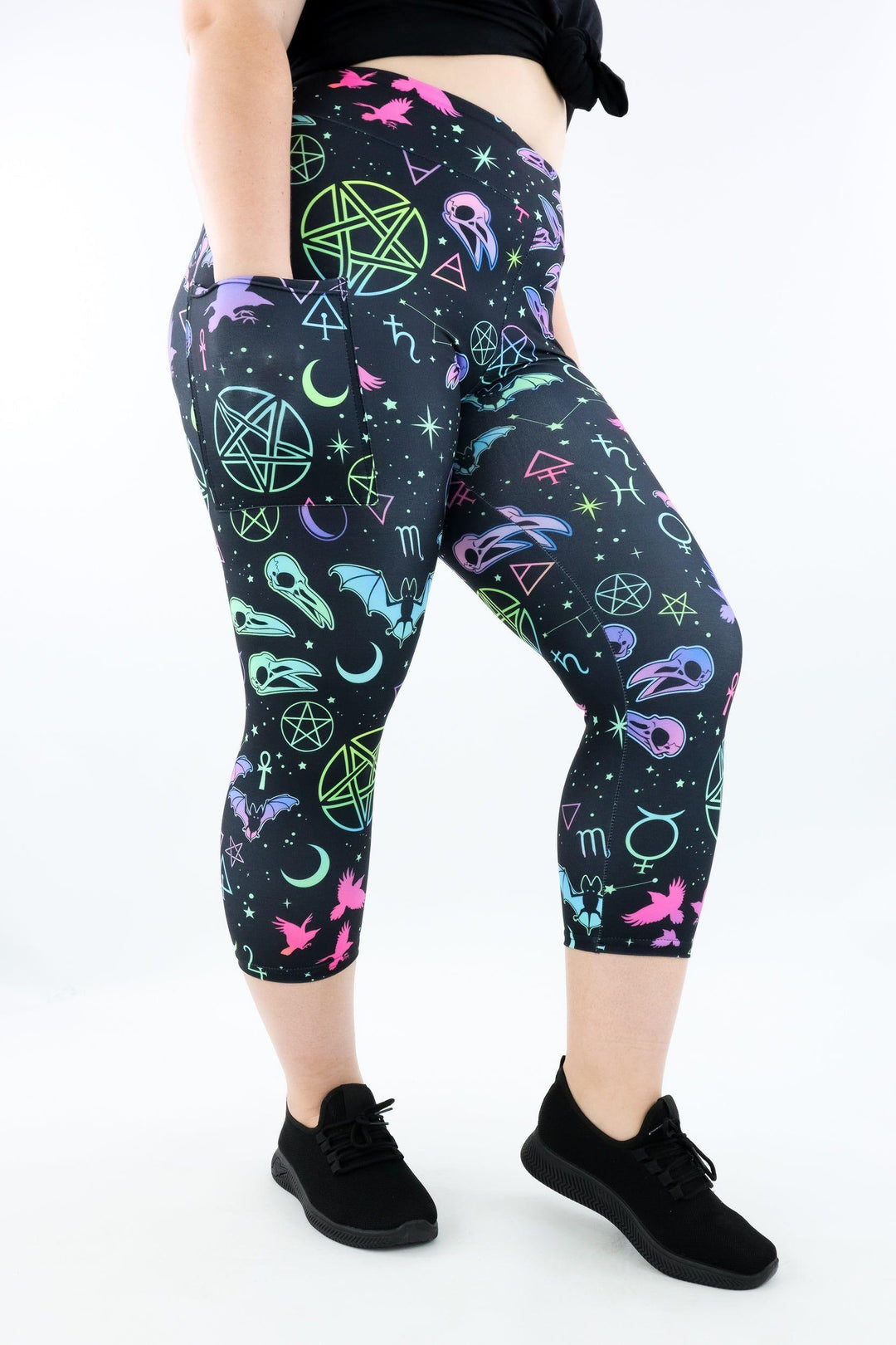 Witch Craft - Casual - Capri Leggings - Pockets Casual Capri Leggings - Pockets Pawlie   