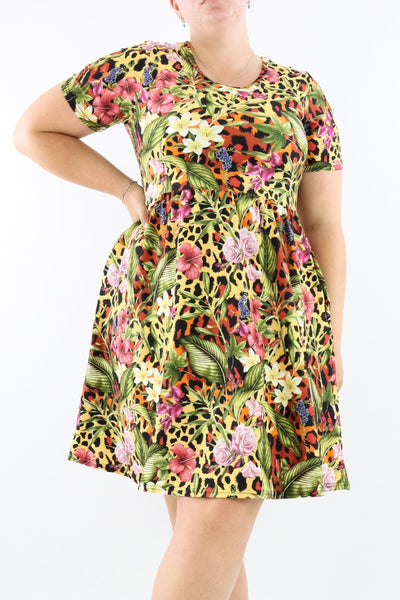 Leopard Oasis - Short Sleeve Skater Dress - Knee Length - Side Pockets - Pawlie