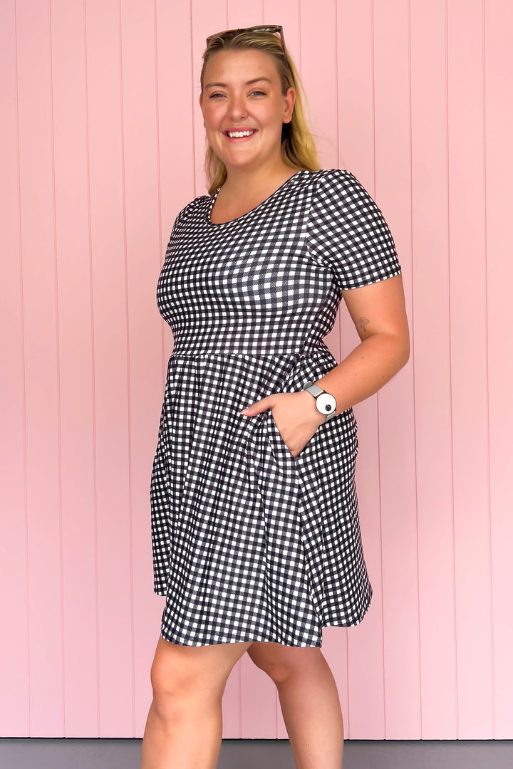 Gingham OG - Mini Dress - Short Sleeve - Pockets