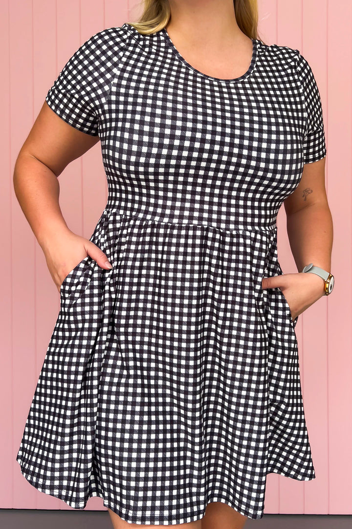 Gingham OG - Mini Dress - Short Sleeve - Pockets