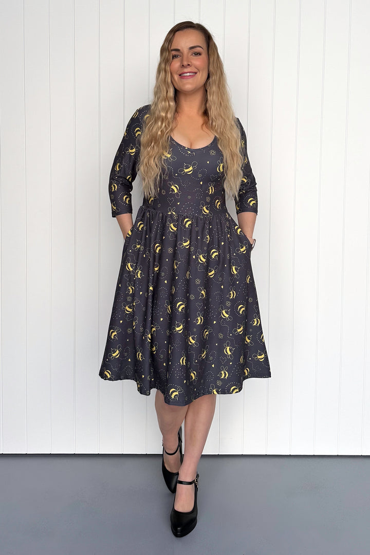 Bumble Bee - 3/4 Sleeve - Knee Length Dress - Pockets