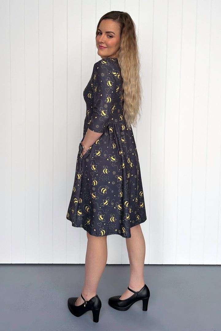 Bumble Bee - 3/4 Sleeve - Knee Length Dress - Pockets