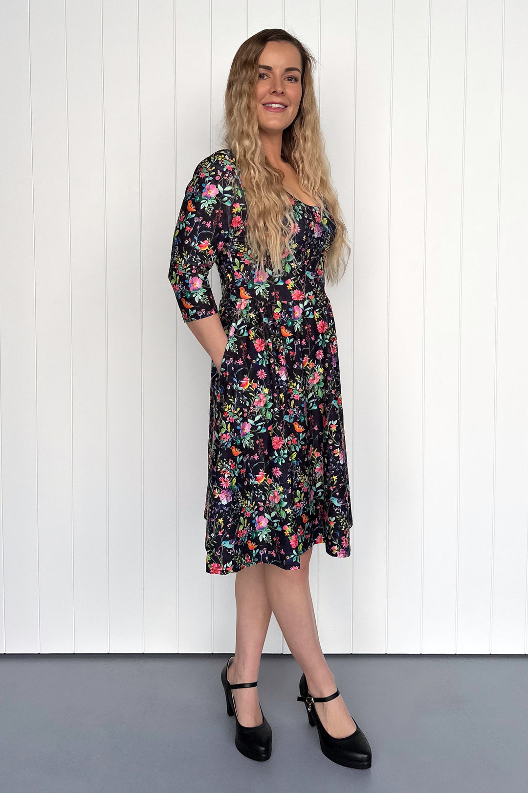 Birds and Blooms - 3/4 Sleeve - Knee Length Dress - Pockets