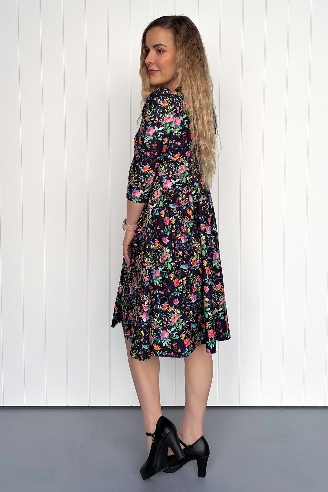 Birds and Blooms - 3/4 Sleeve - Knee Length Dress - Pockets