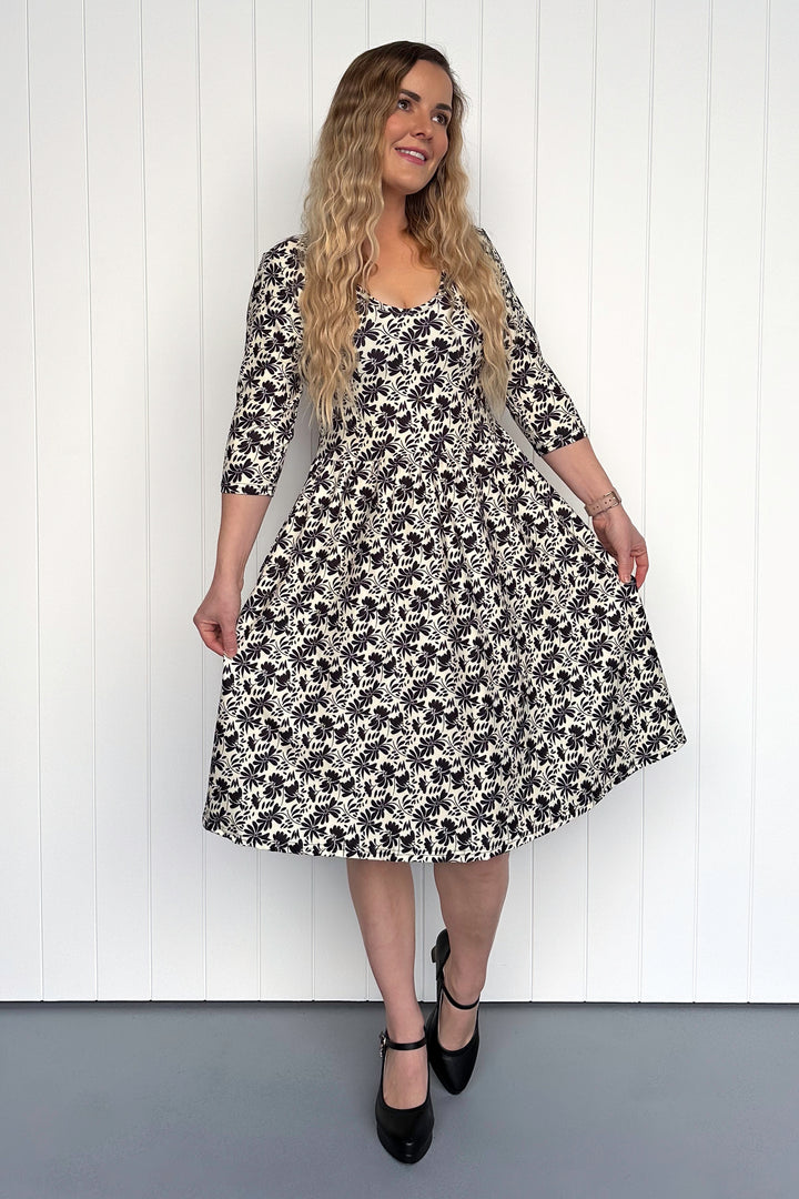 Ivory Onyx Blossom - 3/4 Sleeve - Knee Length Dress - Pockets