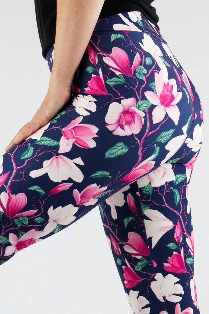 Vintage Magnolia - Casual Capri Leggings Casual Capri Leggings Pawlie   