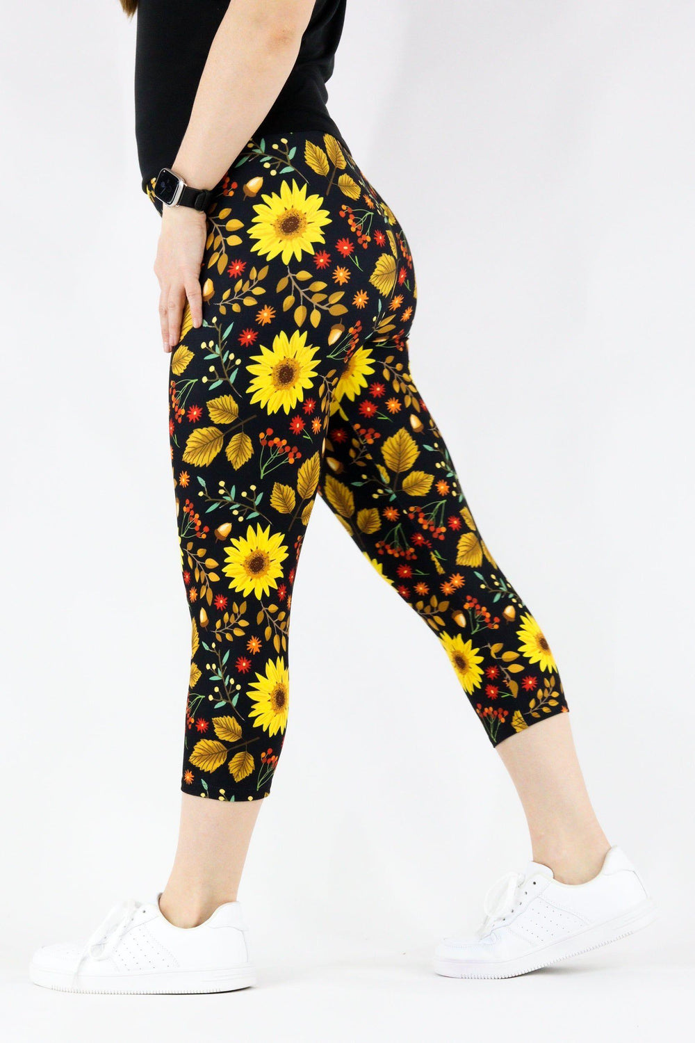 Autumn Sunflower - Casual Capri Leggings Casual Capri Leggings Pawlie   