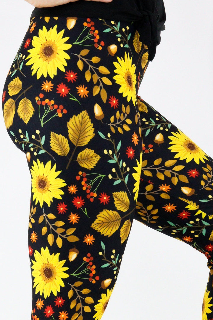 Autumn Sunflower - Casual Capri Leggings Casual Capri Leggings Pawlie   