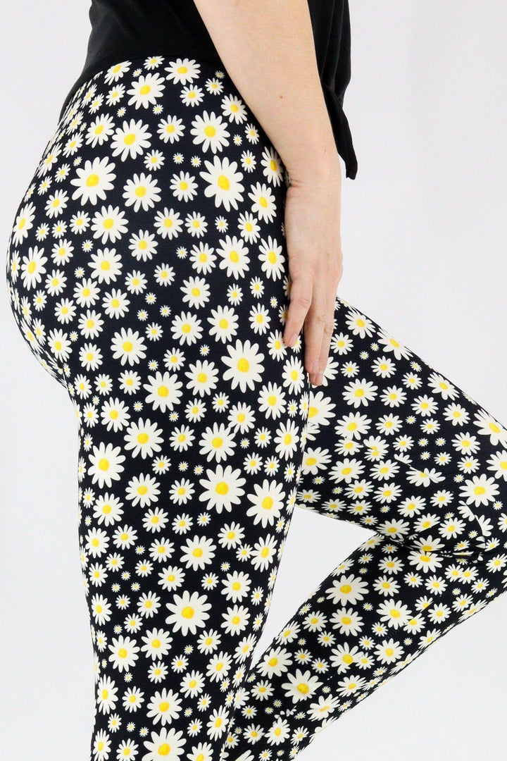Little Daisies - Casual Full Leggings Casual Full Leggings Pawlie   