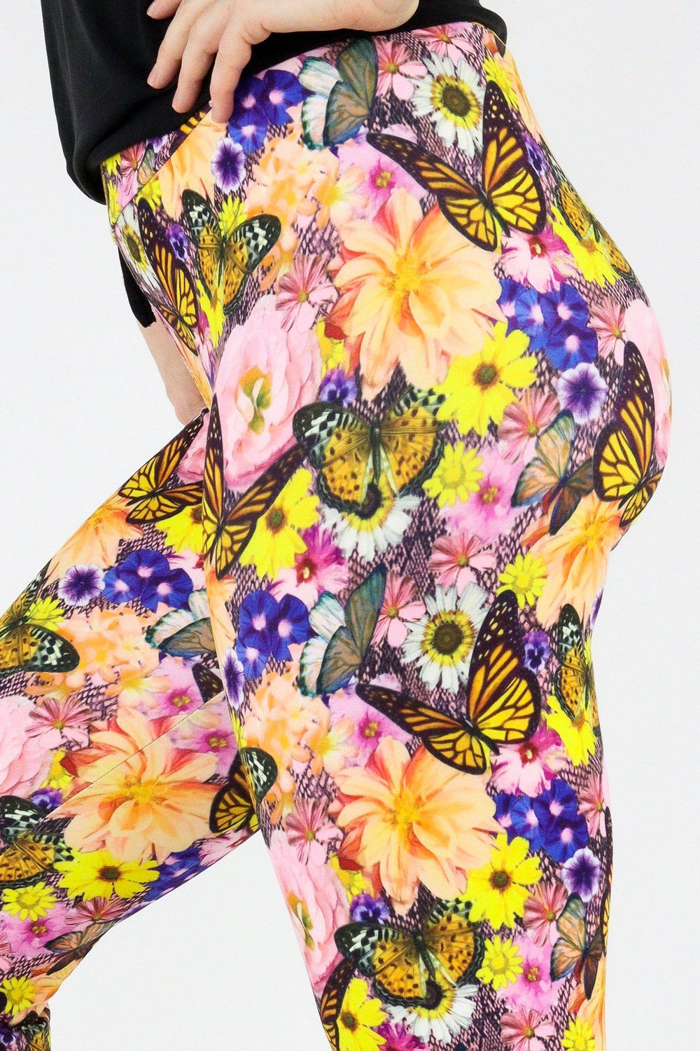 Peachy Butterfly - Casual Capri Leggings Casual Capri Leggings Pawlie   