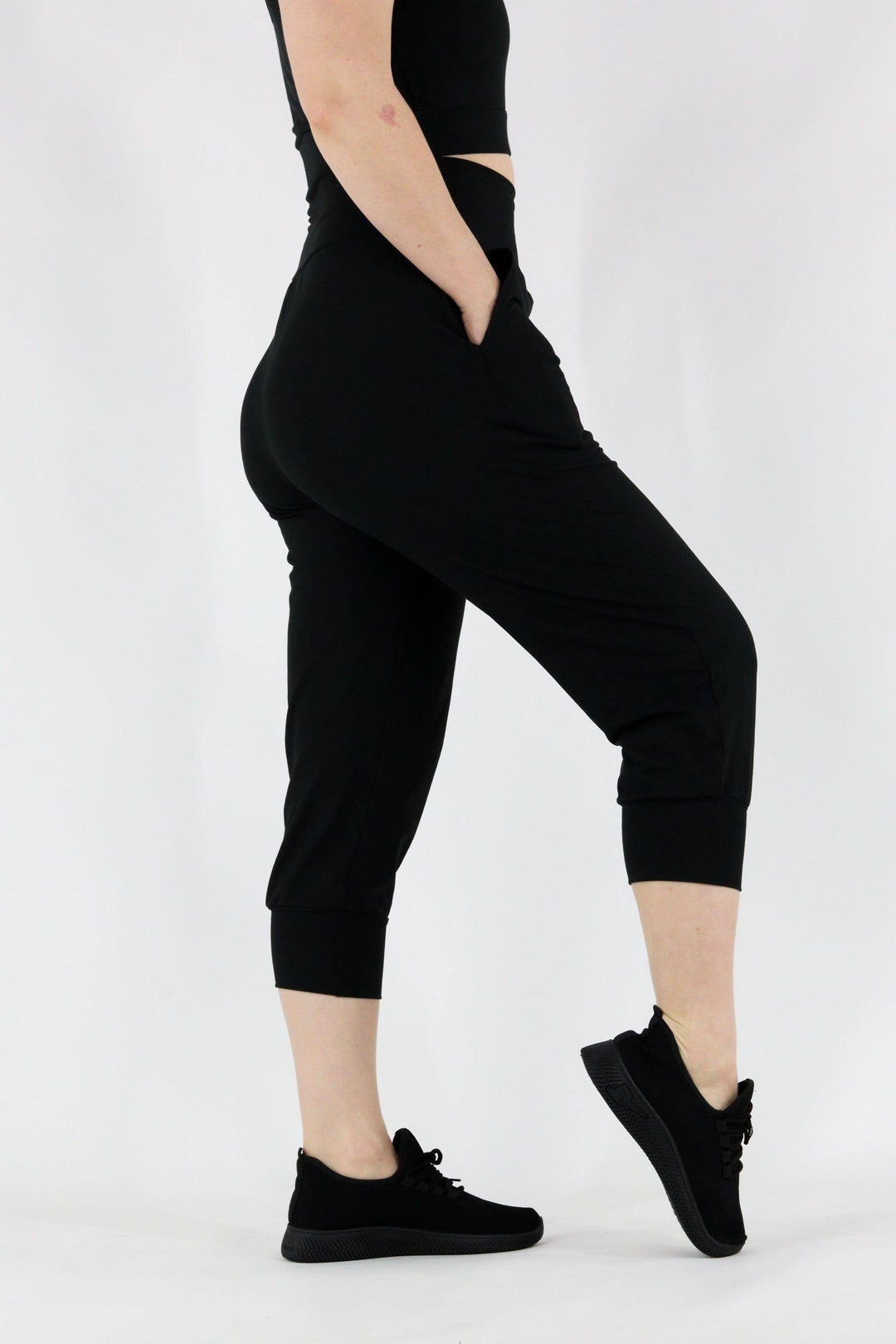 Black - Hybrid - Pocket Capri Joggers 1.0 Hybrid Joggers Pawlie   