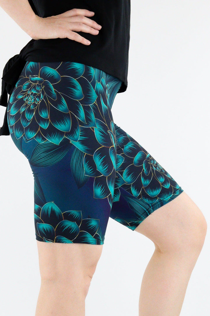 Dashing Delilah - Casual Long Shorts Casual Shorts Pawlie   